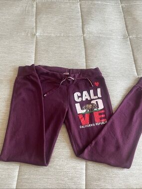 Cali Love Burgundy Sweatpants with Graphic Detail